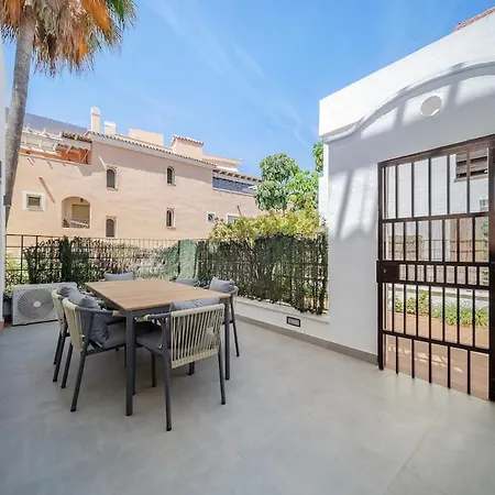 Διαμέρισμα Charming & Modern 4br *