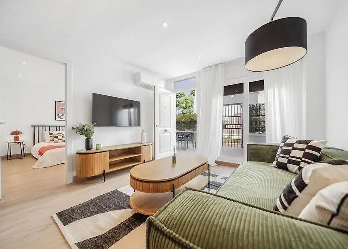 Charming & Modern 4br